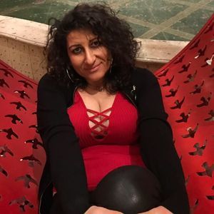 Meet your Posher, Nahla